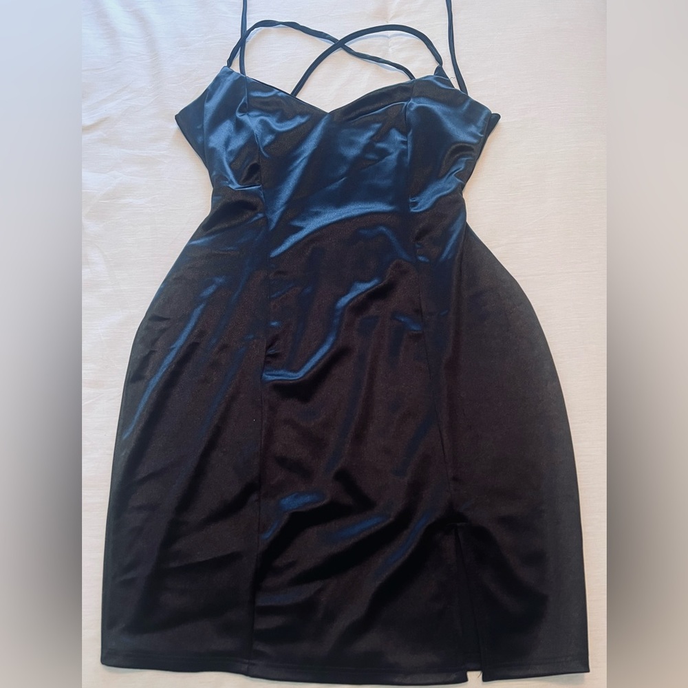 Black Cocktail Dress 🖤✨ Size M